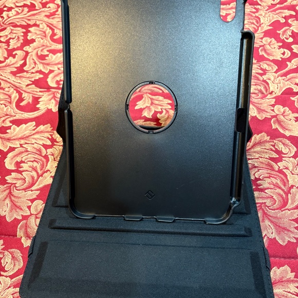 iPad Case (A16) 11th Gen Inch (2025) 360 Rotating Stand Shockproof Cover - Picture 4 of 8